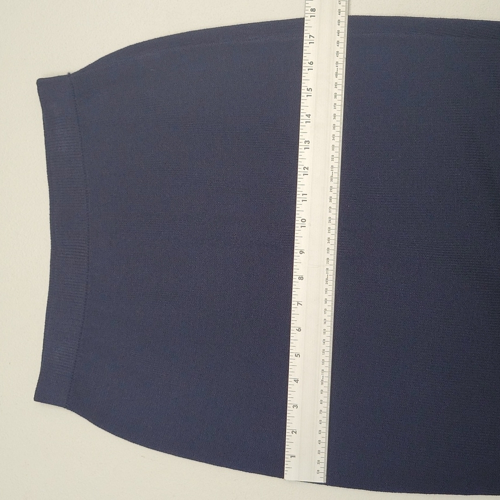St John basics blue Santana knit skirt 4